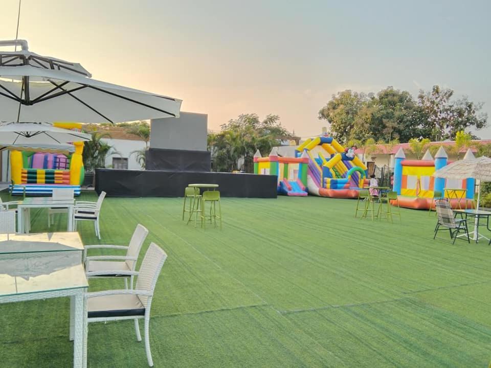 Focus Club And Resort Ranchi Zewnętrze zdjęcie